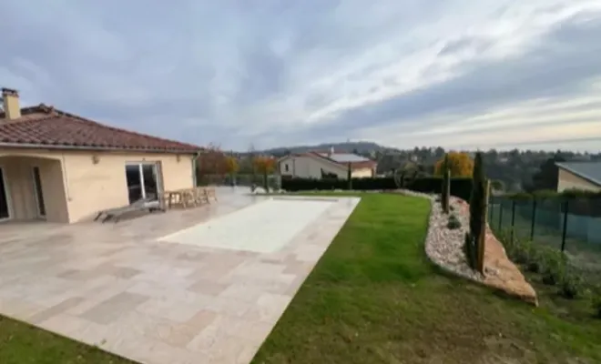 Rénovation complète d'un jardin avec piscine à La Chapelle-de-Surieu, La Chapelle-de-Surieu, Mandrand Stéphane Paysages